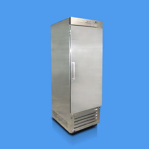 Refrigerador-vertical-una-puerta-en-acero